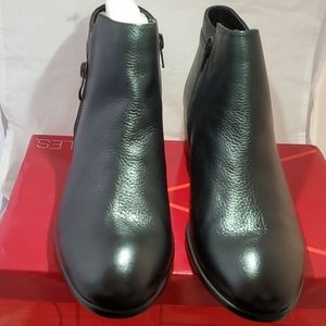 Aerosoes women ankle boot